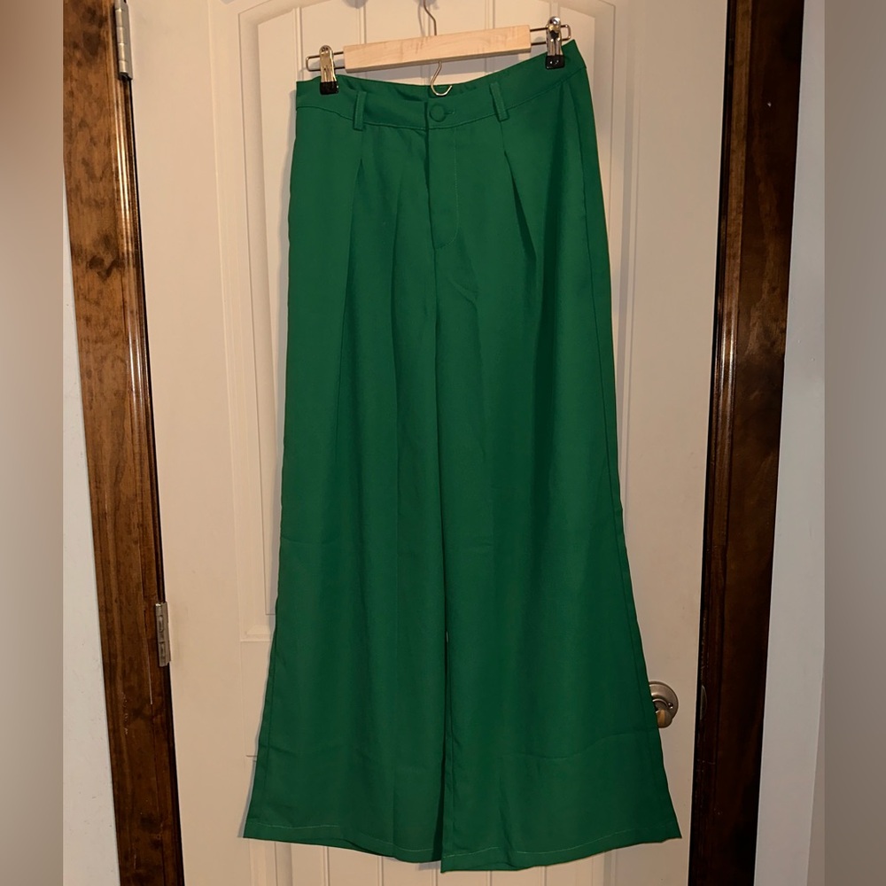 Elegant Green Strait Leg Trouser - Picture 3 of 6